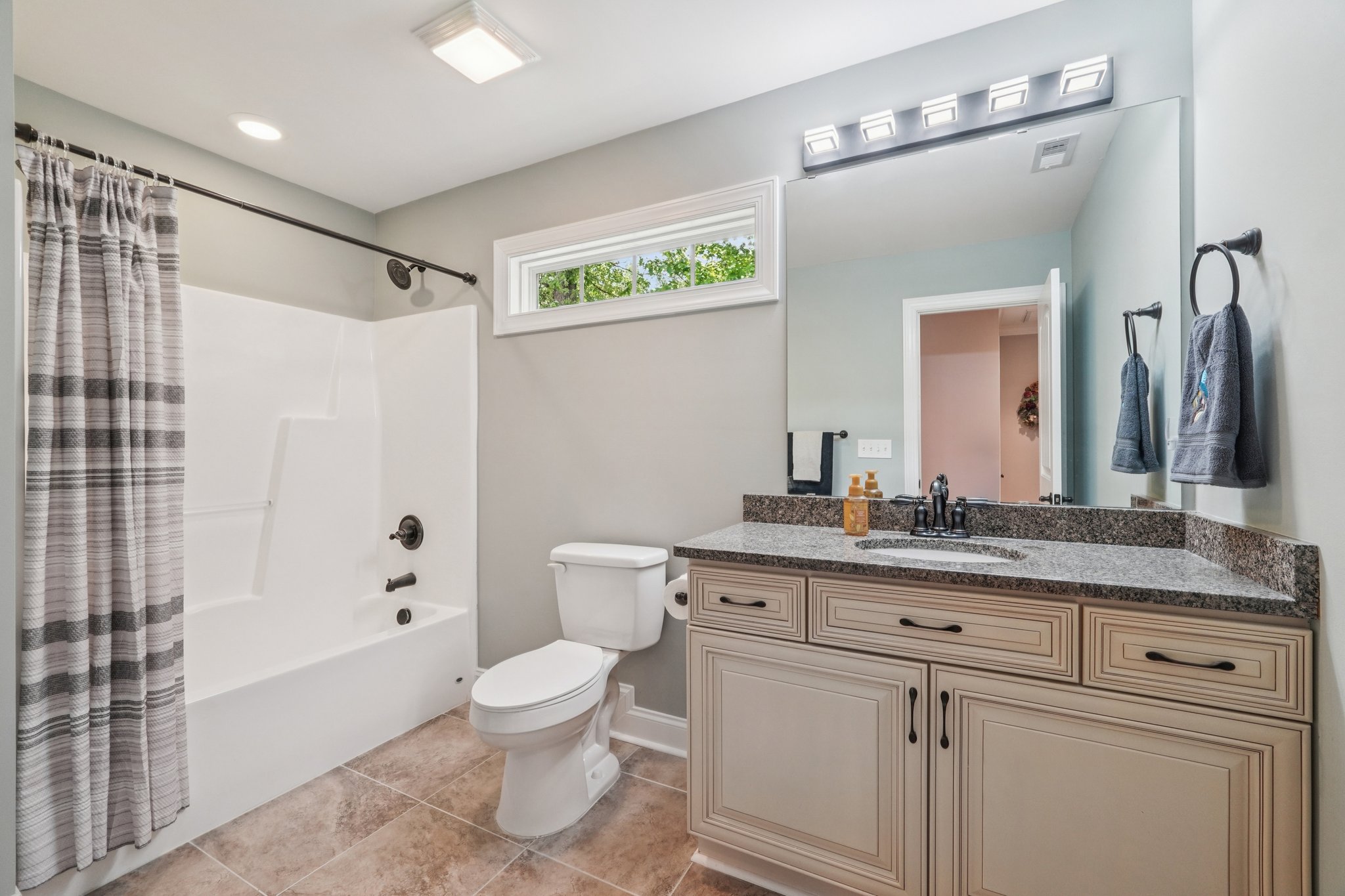 Fremont Loop-S1504-031.jpg