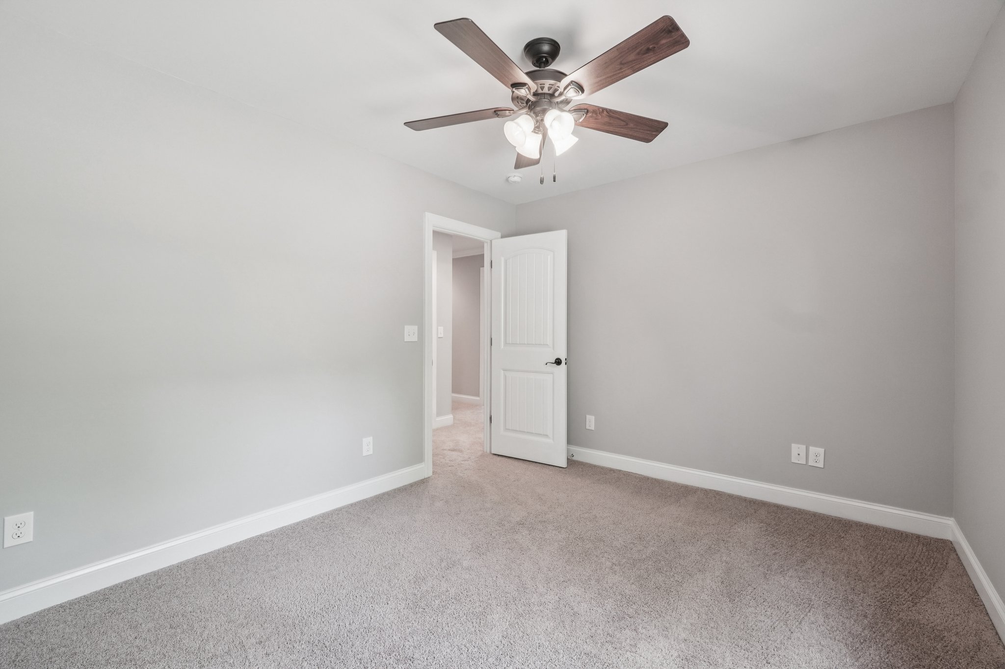 Fremont Loop-S1504-035.jpg