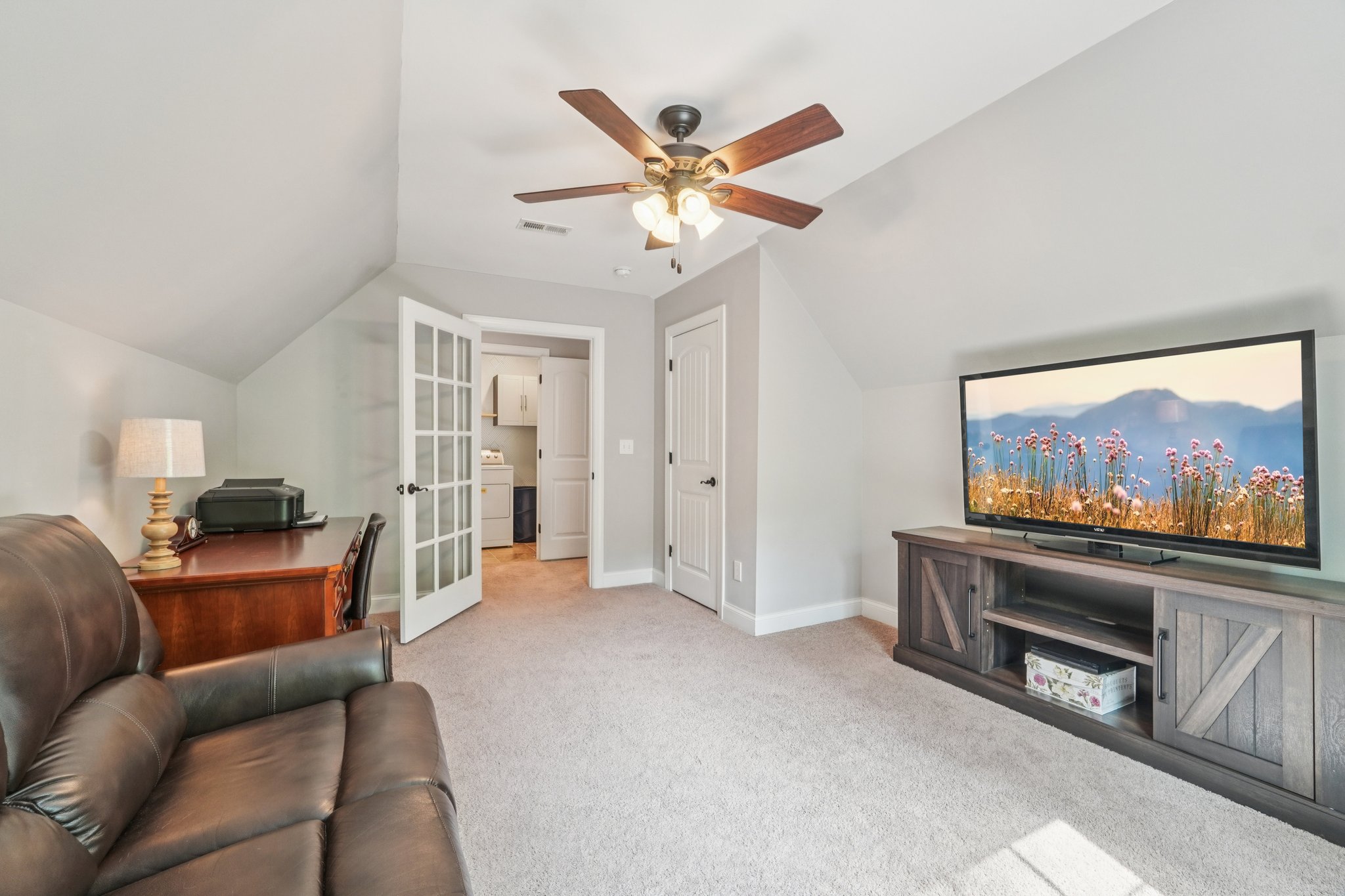 Fremont Loop-S1504-037.jpg