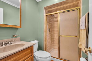  Photo 44