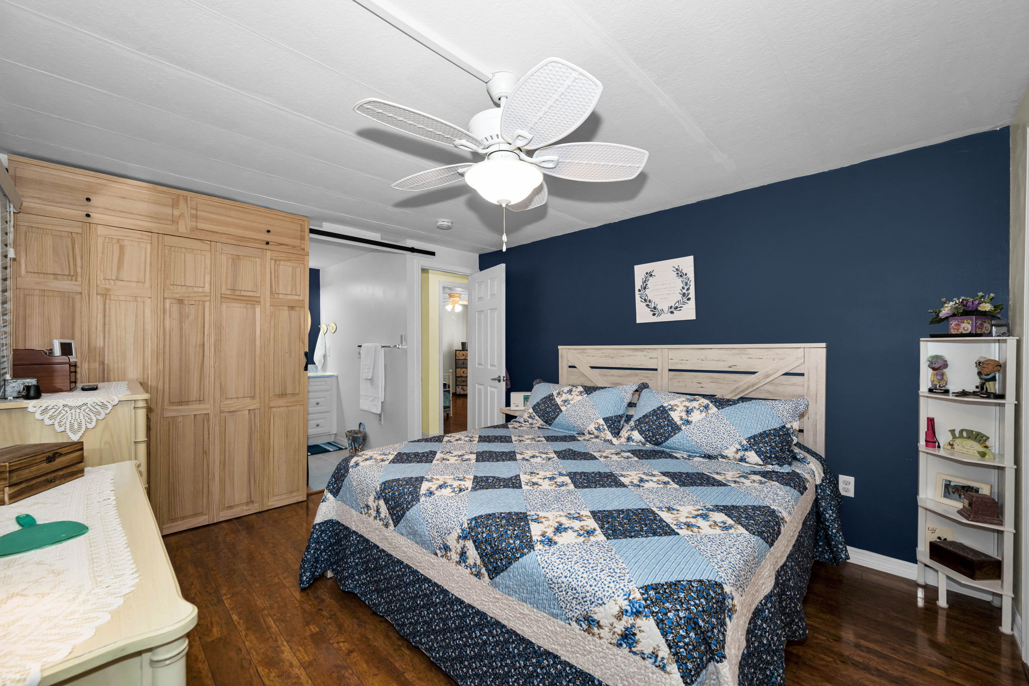 Primary Bedroom 1c