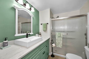 Bathroom 2a