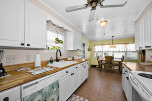 Kitchen 4