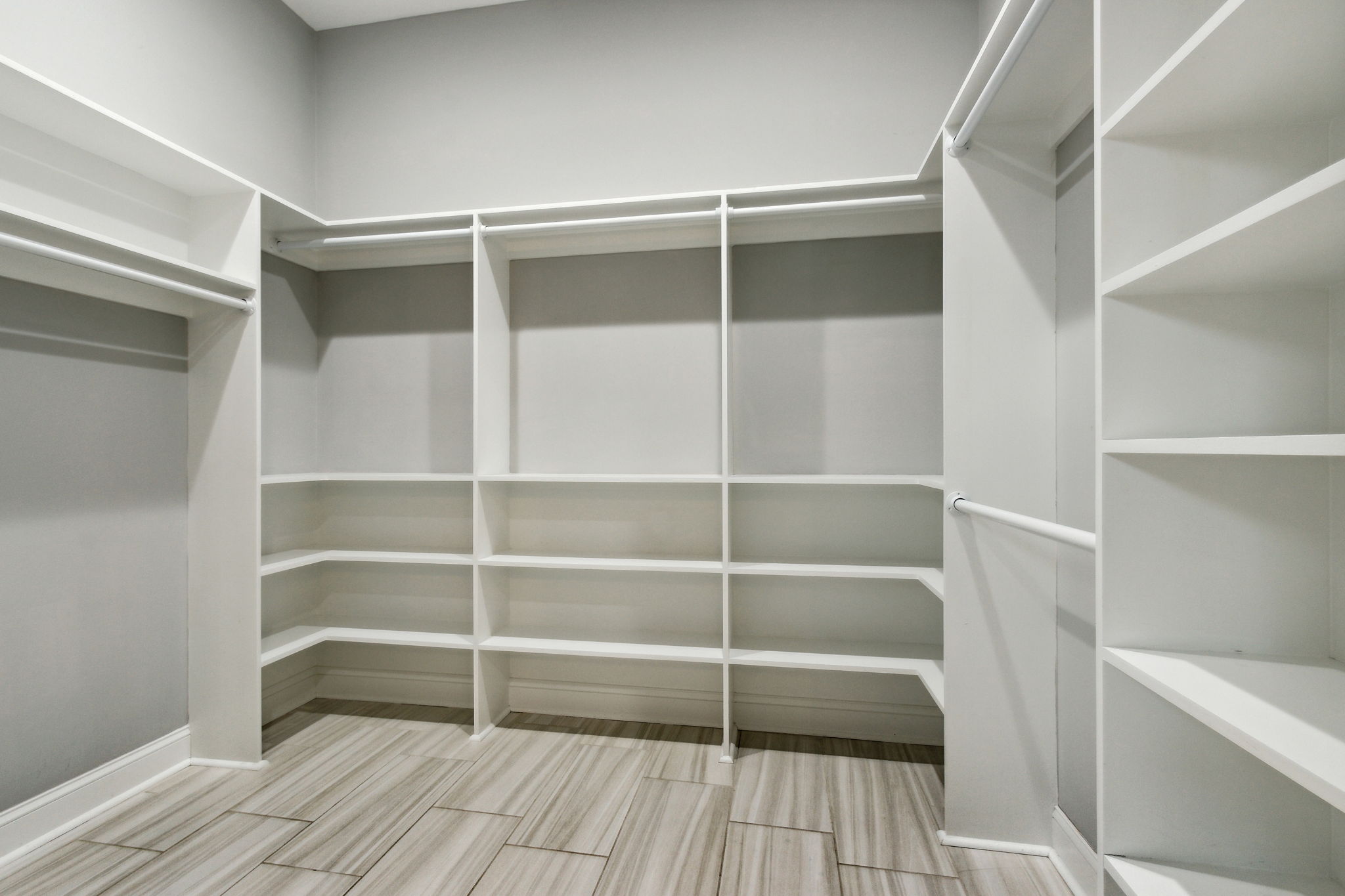 Primary Bedroom Closet