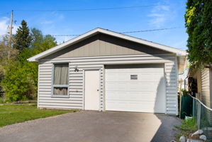  Photo 47