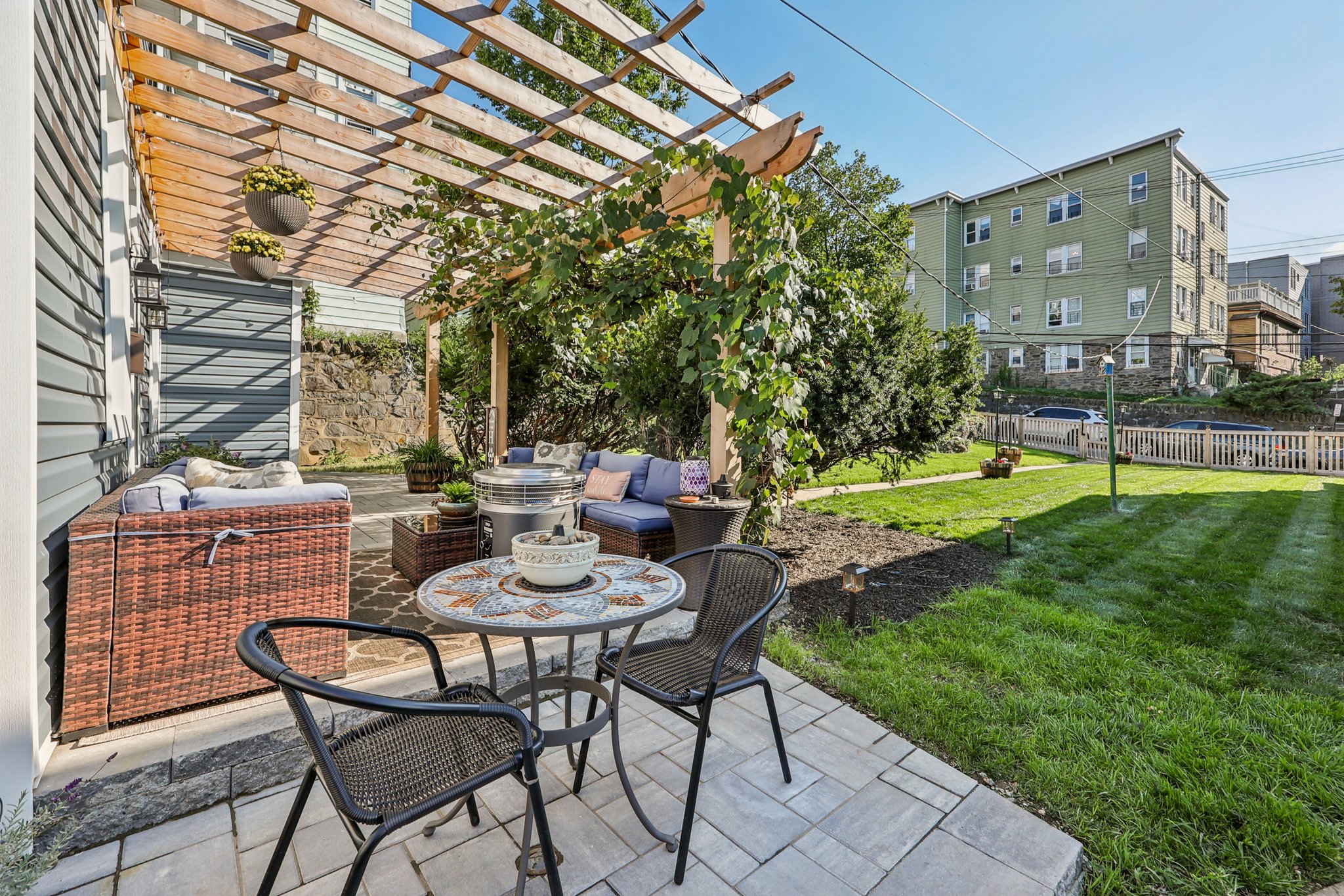 Oliver Ave-S1309-026.jpg