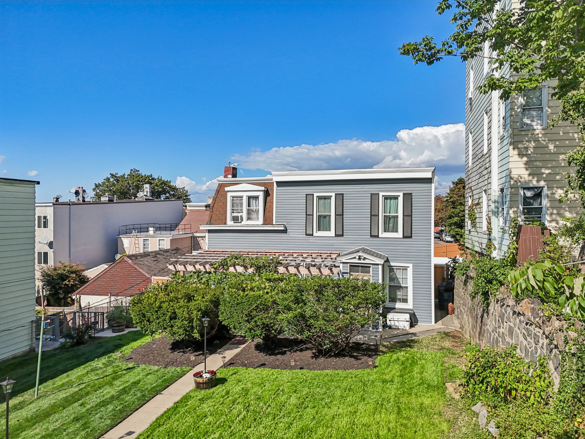 Oliver Ave-S1309-035.jpg