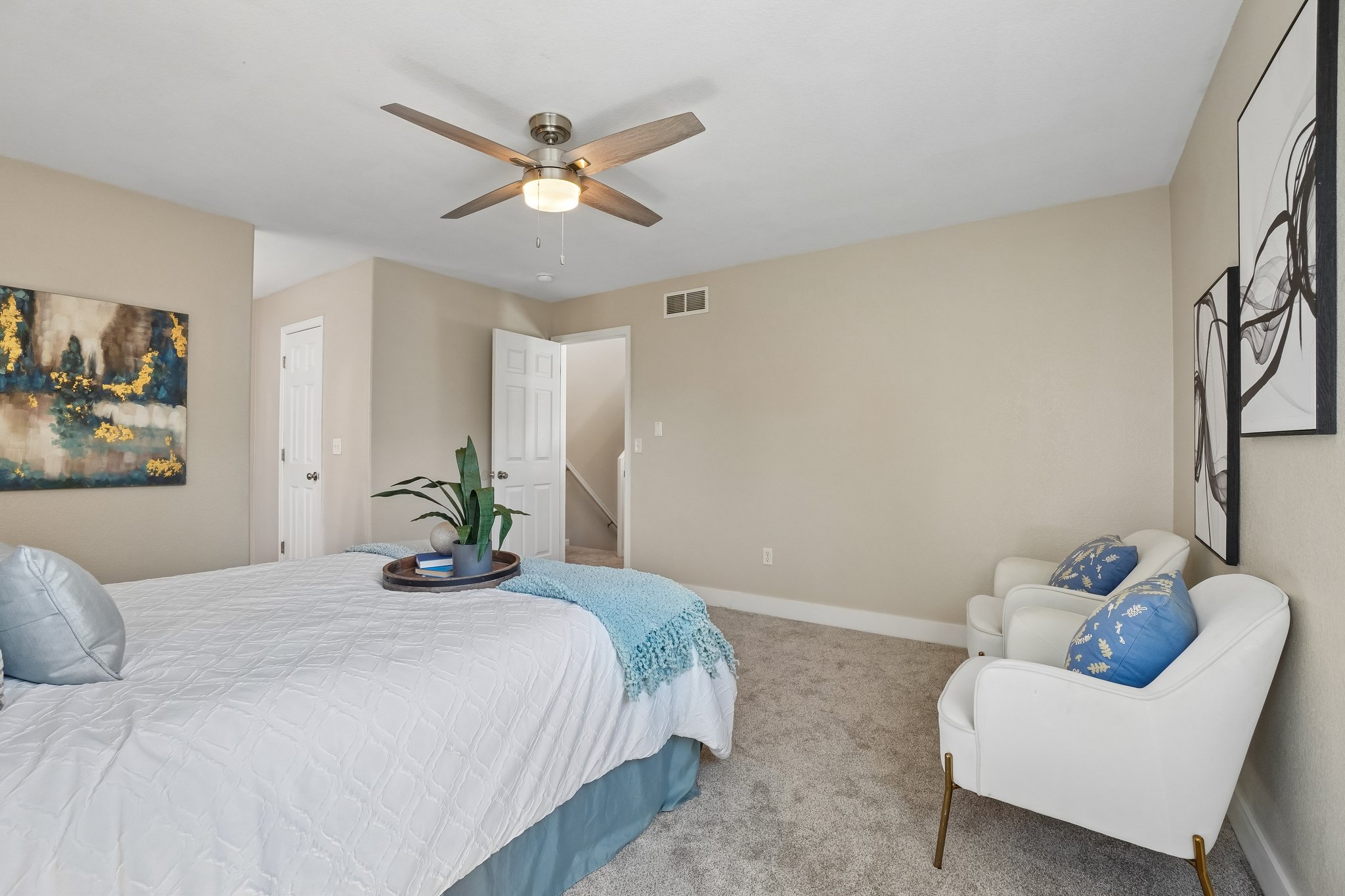 Pelican Ave-S1606-020.jpg