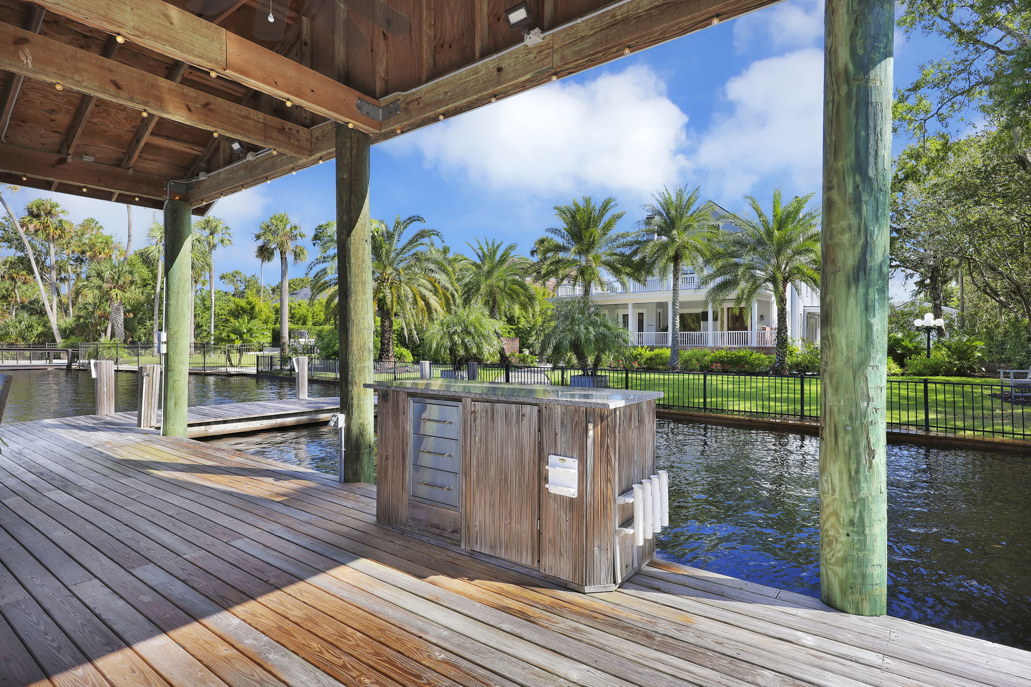 Boat Dock Work Station