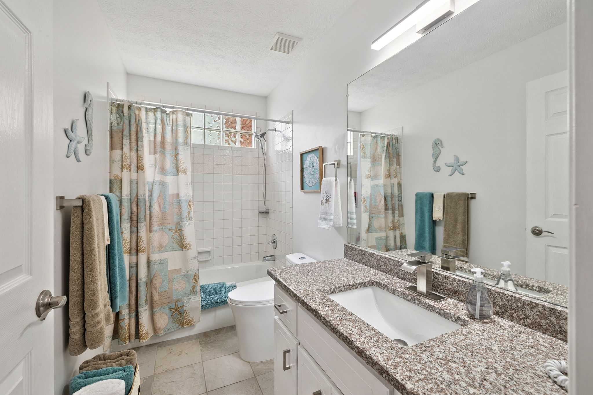 Array_143SeaclusionCir-40
