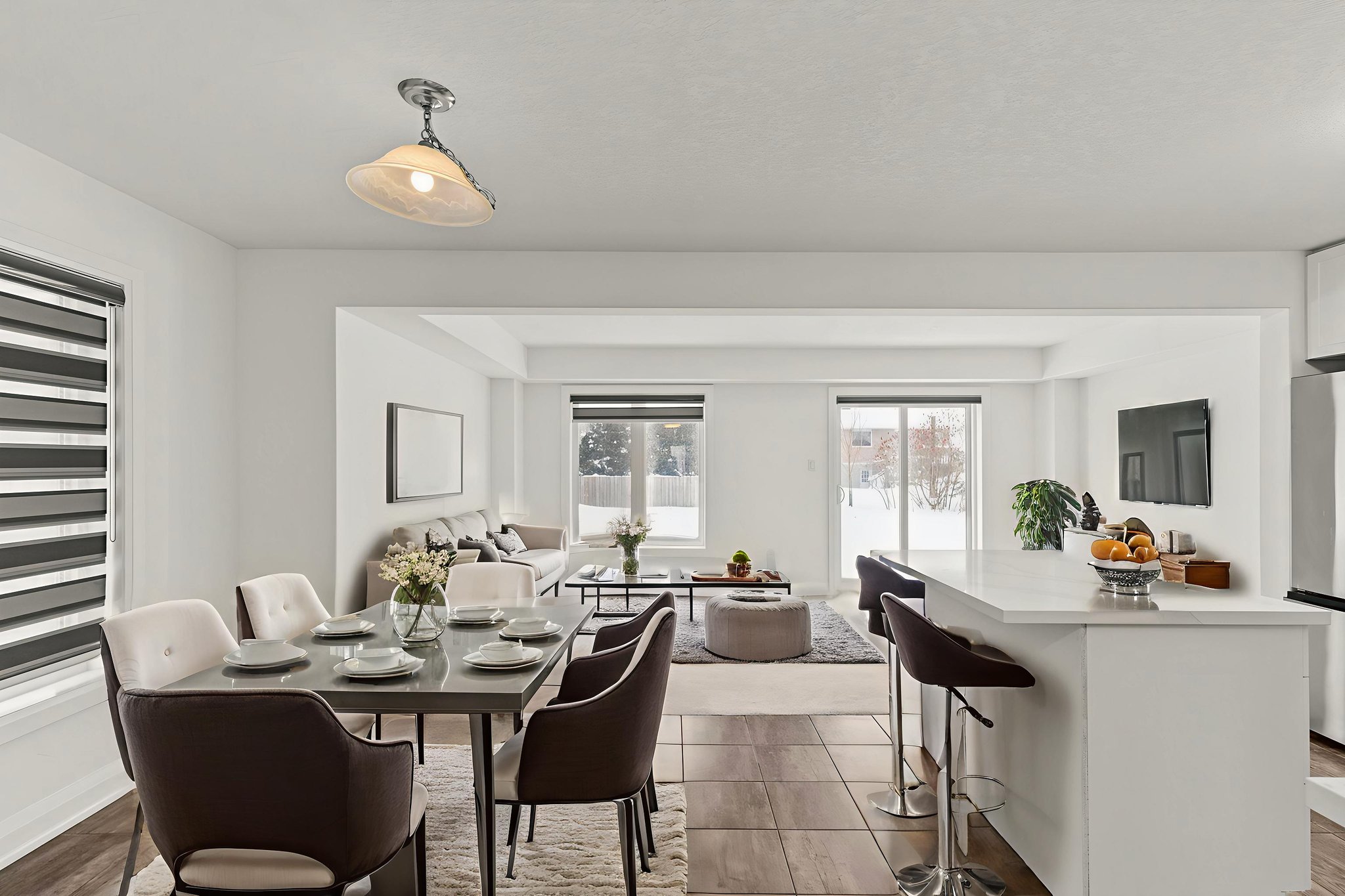 JHR67769 virtually staged.jpeg