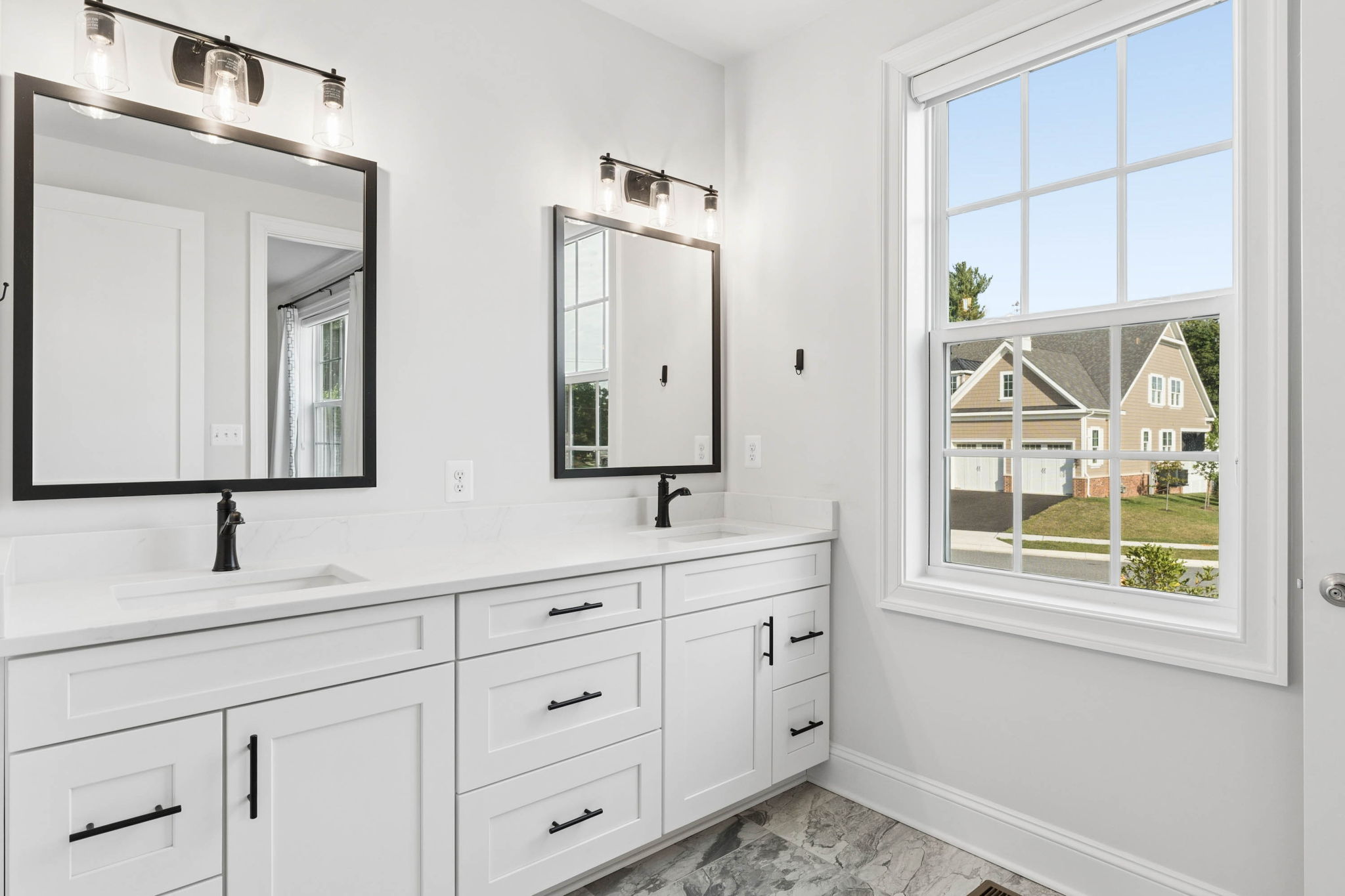 Villabrook 74
