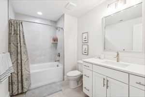 Villabrook 81