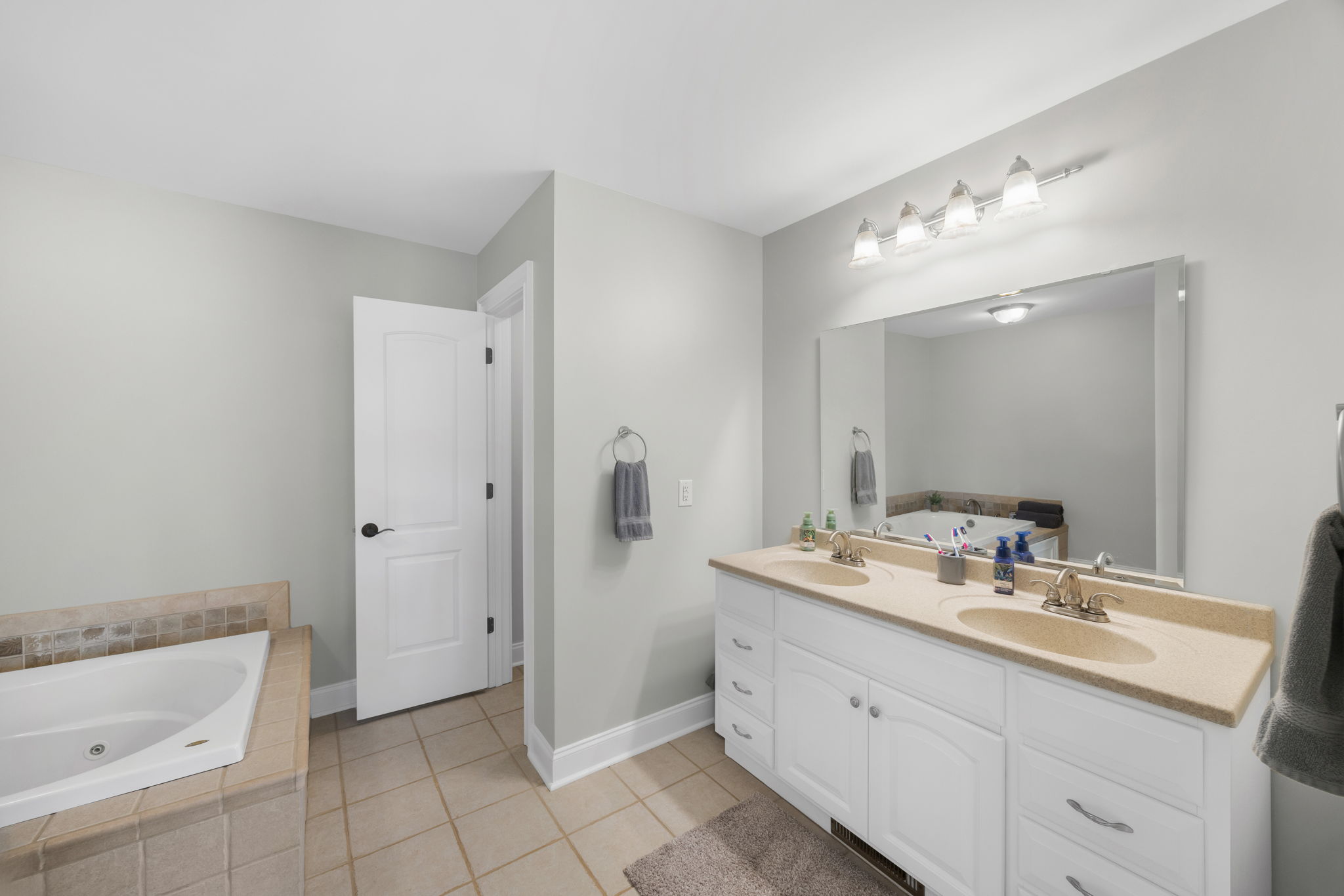 143 West Waters Edge-20