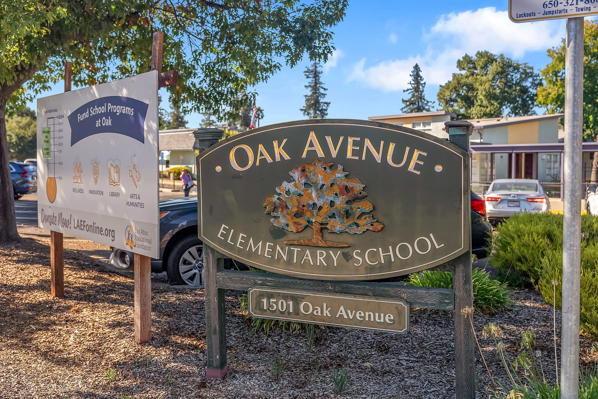 Oak Avenue School