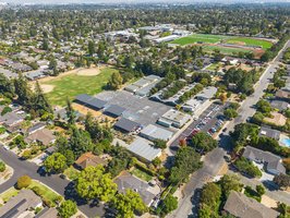 Oak Avenue School