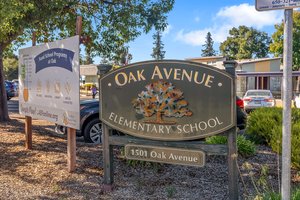 Oak Avenue School