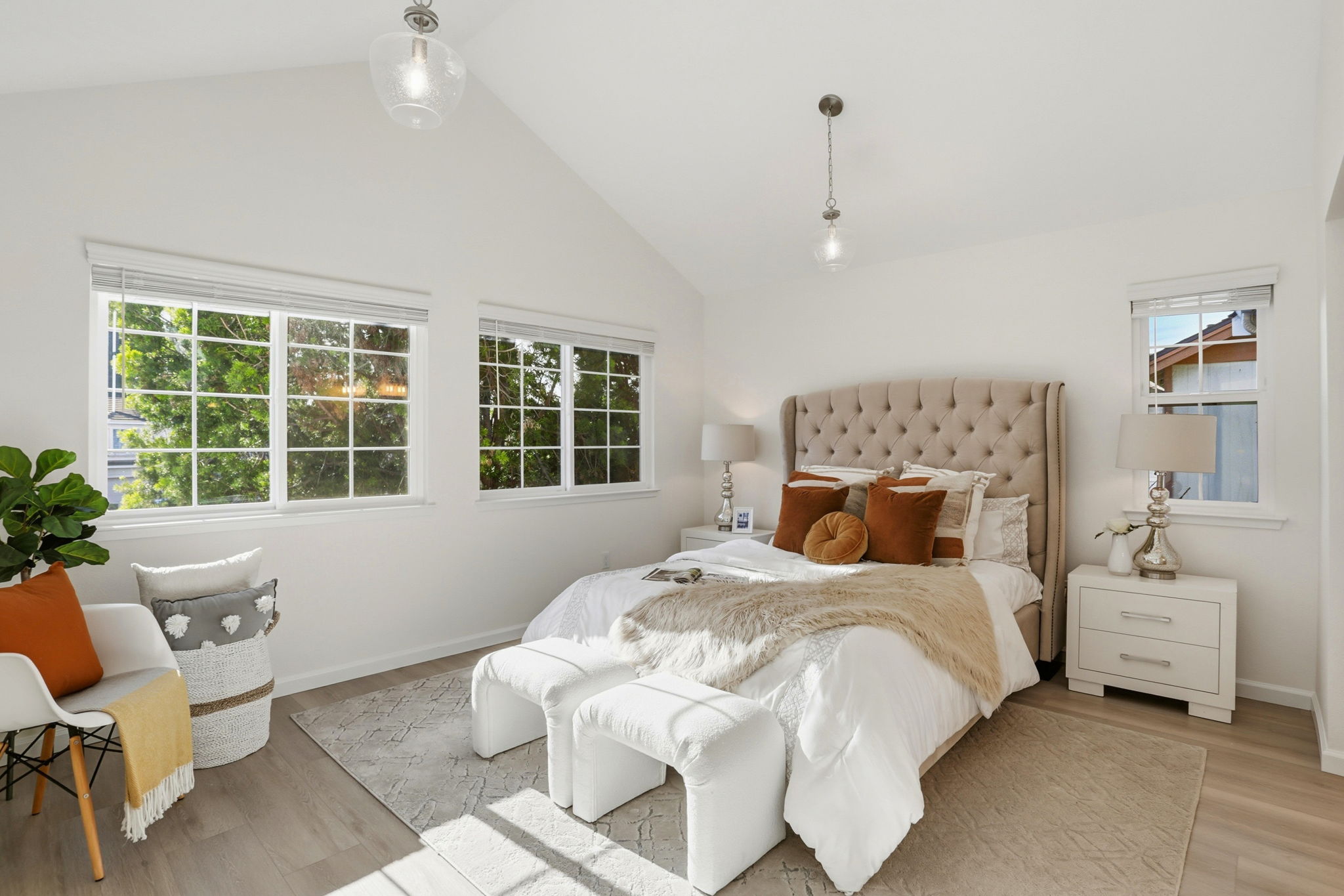 021_F8_1430 Cuciz Ln