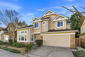 002_F8_1430 Cuciz Ln