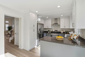 010_F8_1430 Cuciz Ln