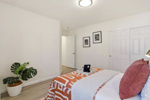 026_F8_1430 Cuciz Ln