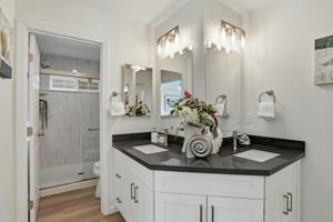 031_F8_1430 Cuciz Ln