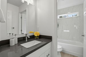 033_F8_1430 Cuciz Ln