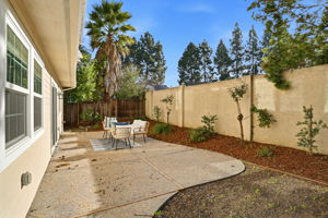 035_F8_1430 Cuciz Ln