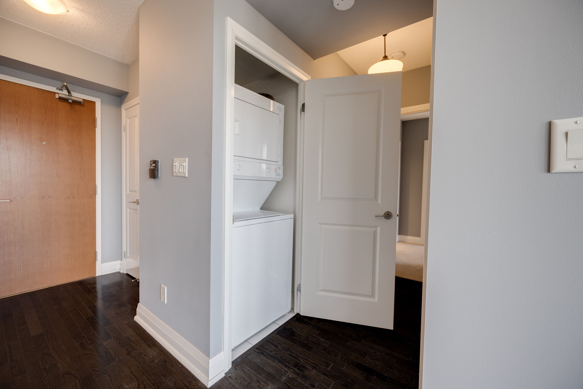 Toronto property showcase — delivered property photograph 21