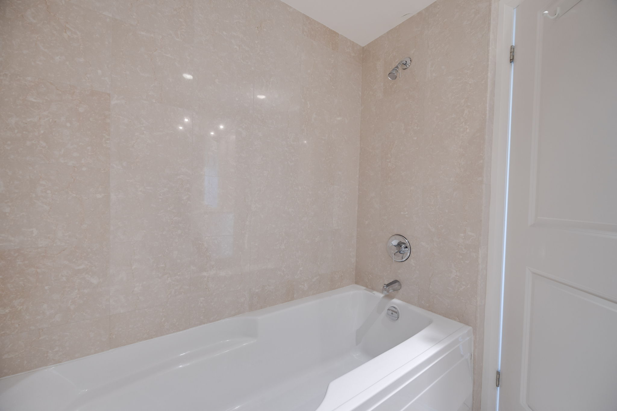 Toronto property showcase — delivered property photograph 20