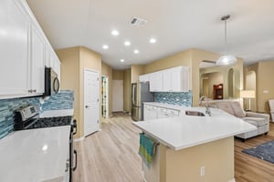Homestead Village Cir-S0105-016.jpg