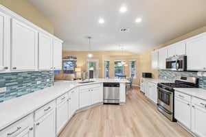 Homestead Village Cir-S0105-018.jpg