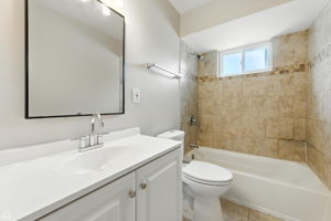 14301 Kenwood Ave_009