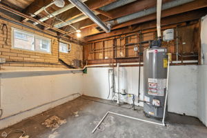 14301 Kenwood Ave_021