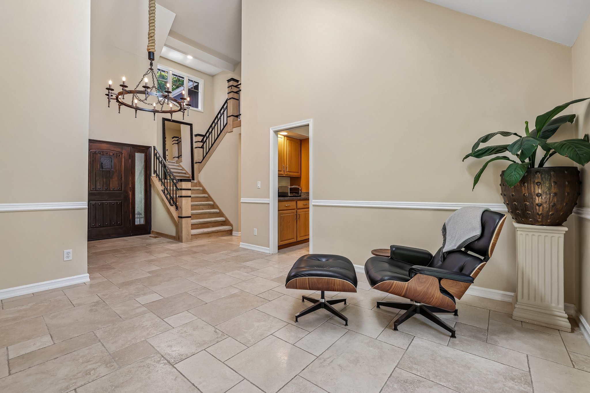 NE 61st St-S2306-008.jpg