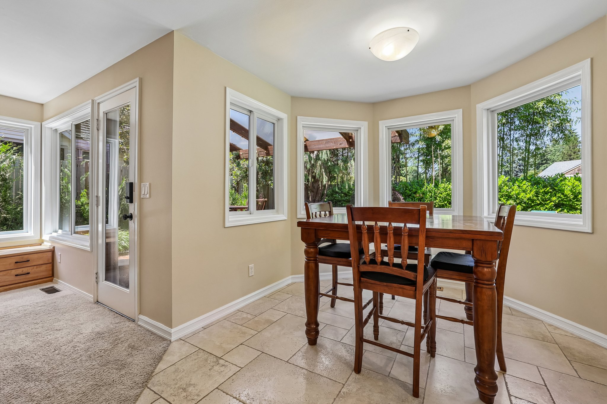 NE 61st St-S2306-013.jpg