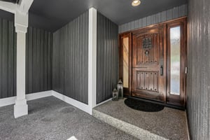 NE 61st St-S2306-005.jpg