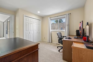 NE 61st St-S2306-026.jpg