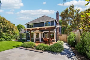 NE 61st St-S2306-045.jpg