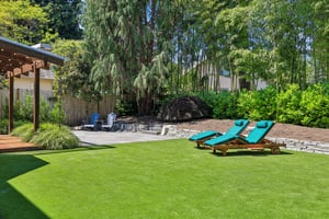 NE 61st St-S2306-049.jpg