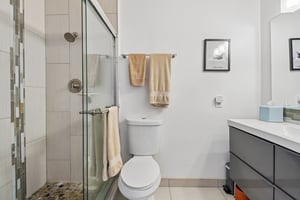 Kendra Ct-S2306-033.jpg