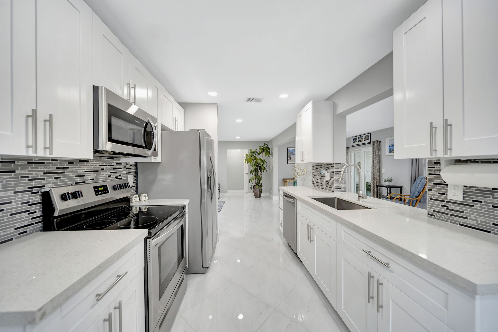 906 Windward Way, Weston, FL 33327, US Photo 19