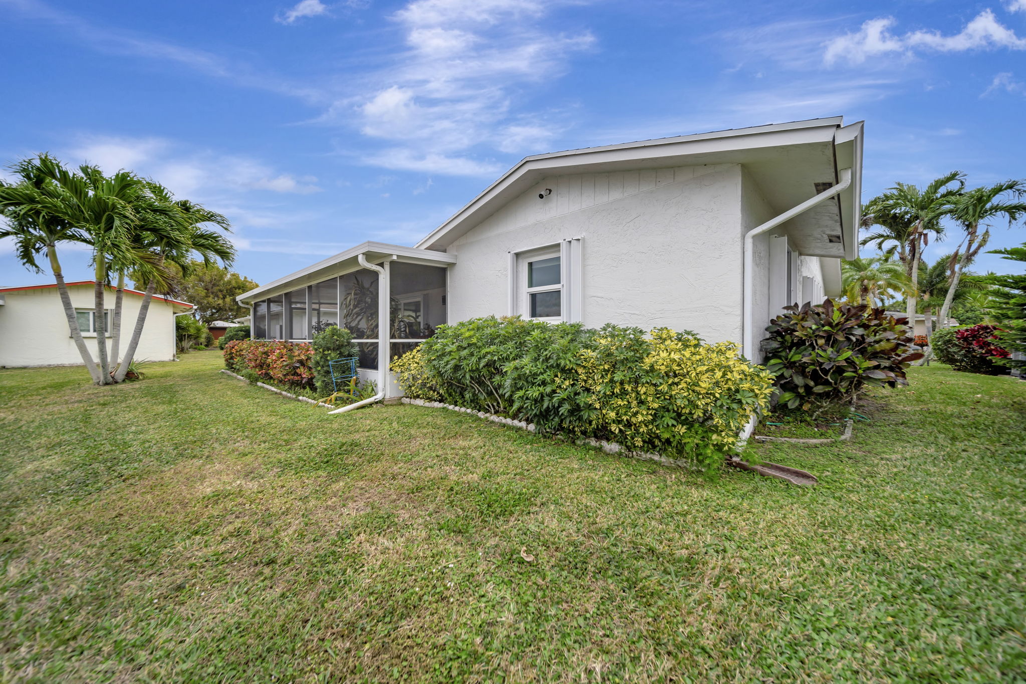 906 Windward Way, Weston, FL 33327, US Photo 46