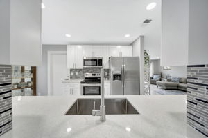 906 Windward Way, Weston, FL 33327, US Photo 15