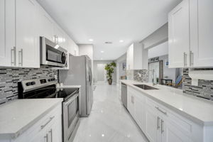 906 Windward Way, Weston, FL 33327, US Photo 18
