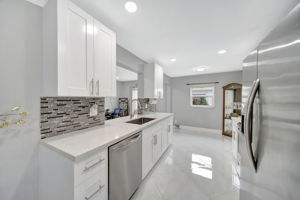 906 Windward Way, Weston, FL 33327, US Photo 21