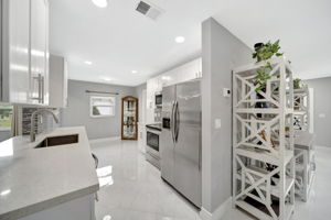 906 Windward Way, Weston, FL 33327, US Photo 22