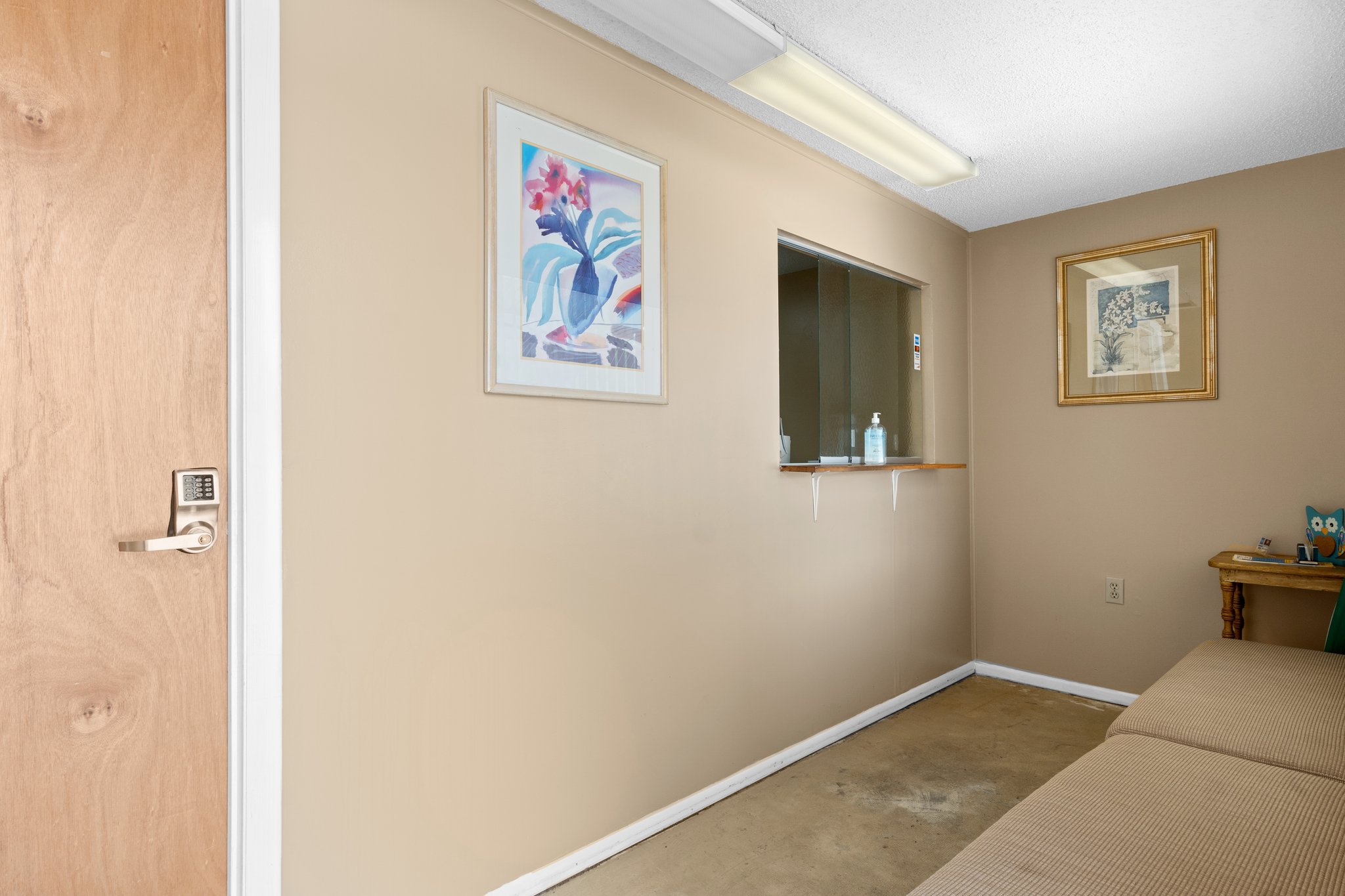  Photo 12