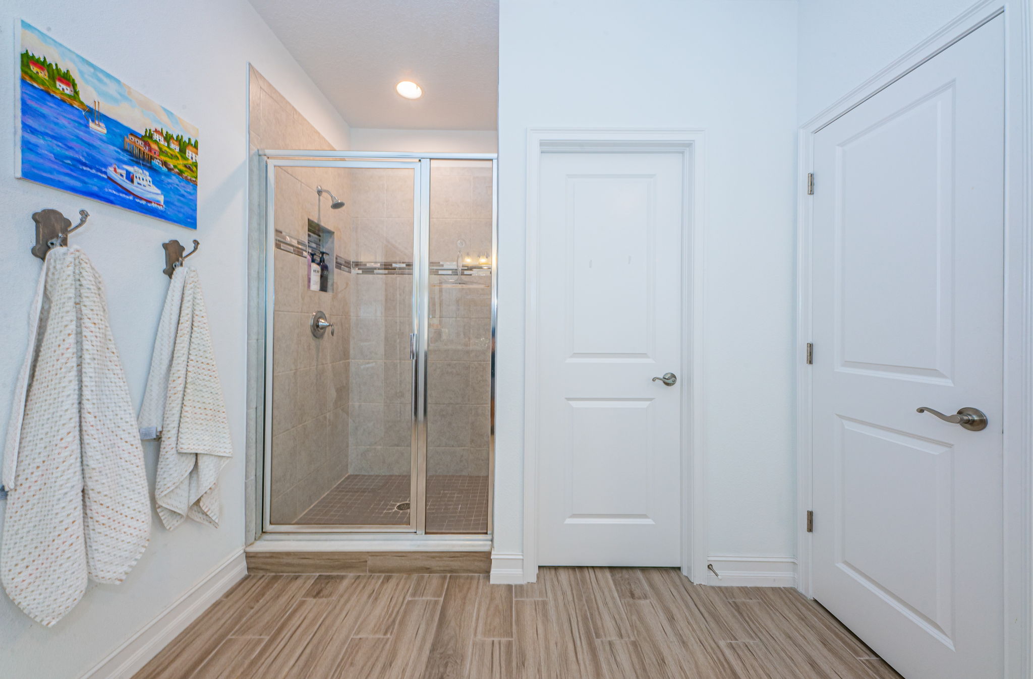 Upper Level Master Bathroom1d