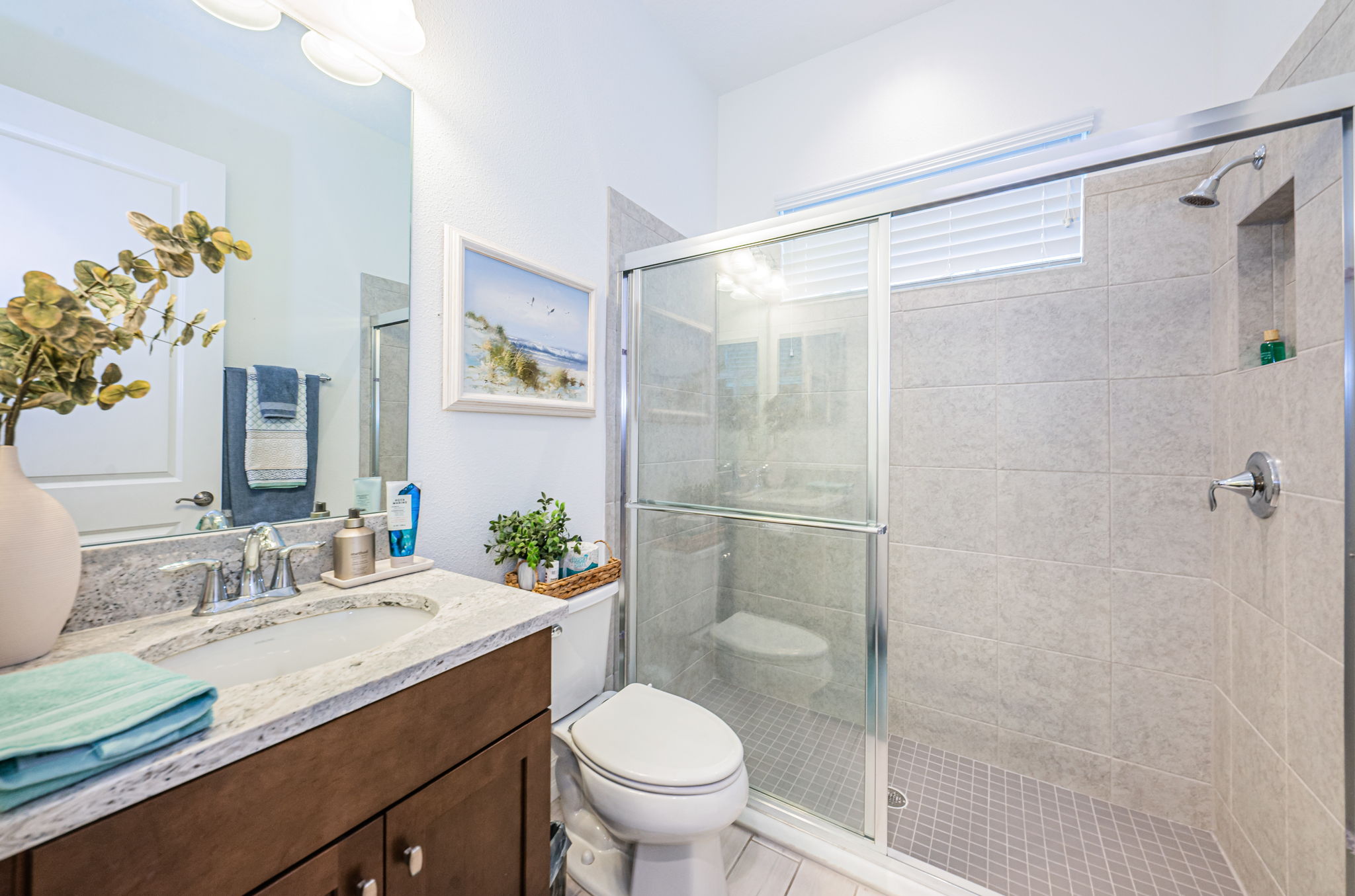 First Floor Bathroom1